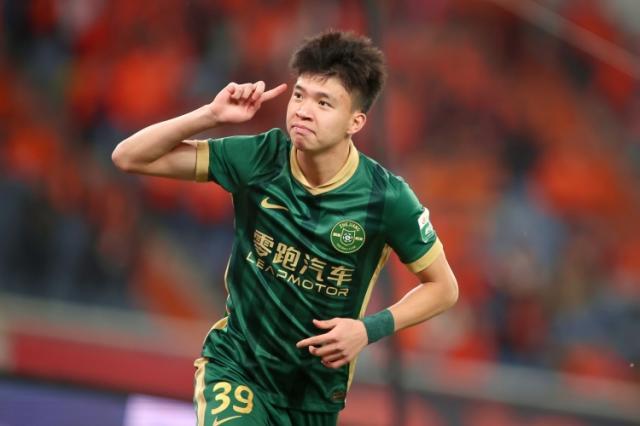 1746886226374084027.jpg 青春风暴.jpg